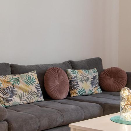 Riverside Cr Apartment Prag Dış mekan fotoğraf