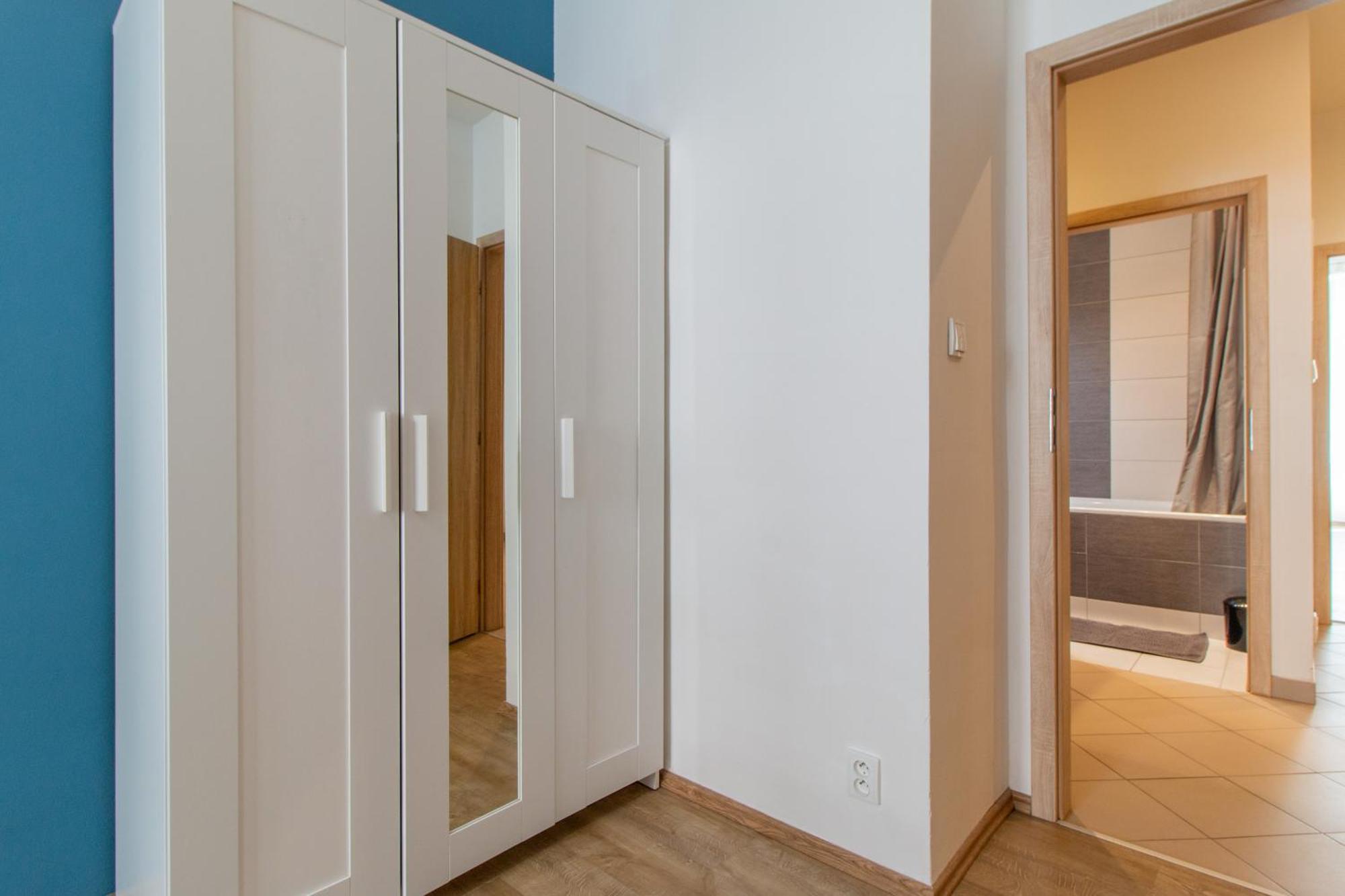 Riverside Cr Apartment Prag Dış mekan fotoğraf